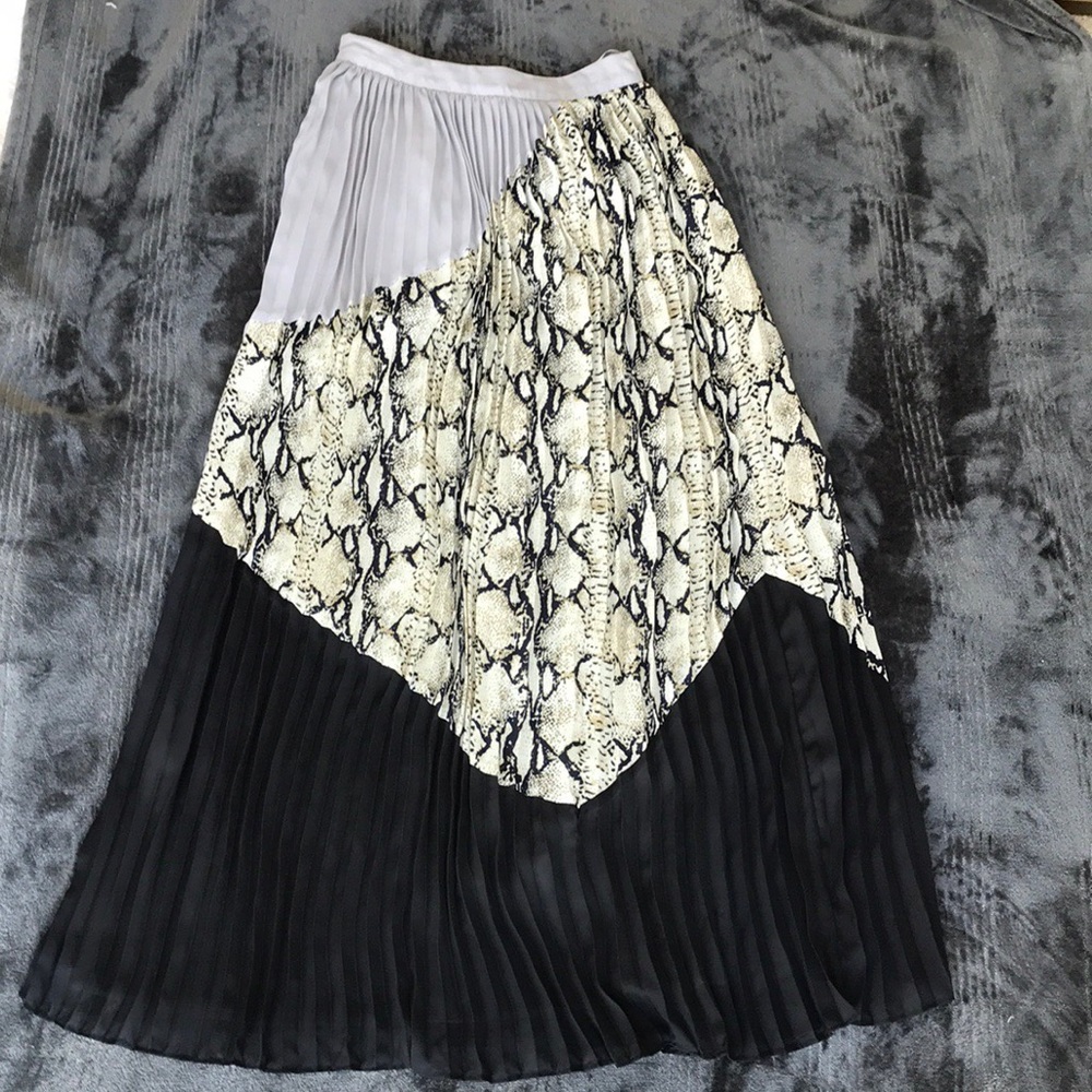 Bar III Snake-print maxi skirt